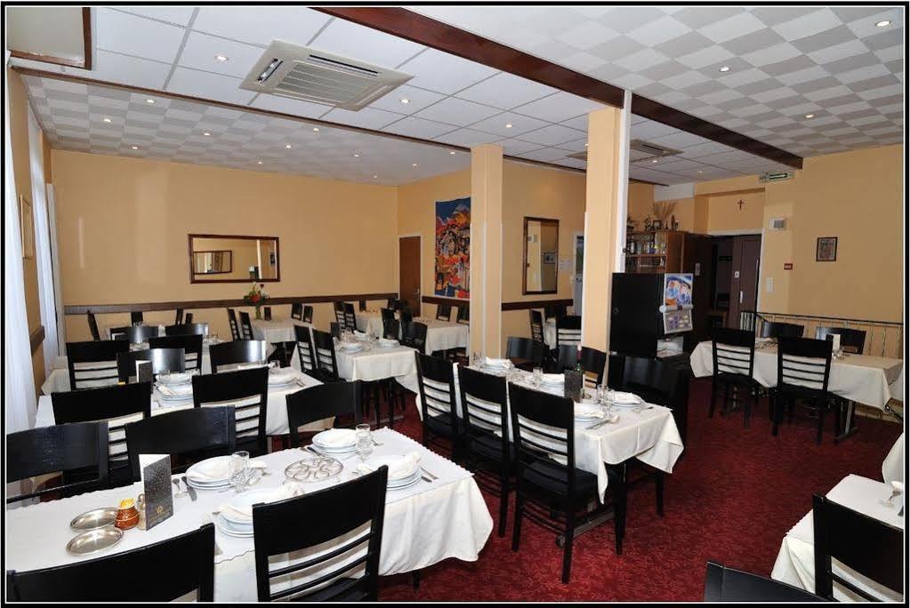 Hotel Montfort Λούρδη Εξωτερικό φωτογραφία